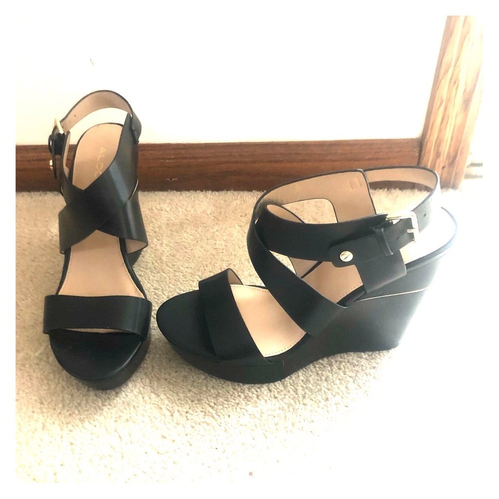 Black Aldo wedges